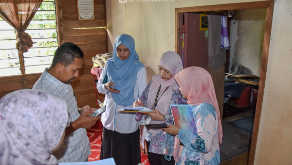 PENGAUDITAN PENGURUSAN PROGRAM BAIK PULIH RUMAH (PBPR) DAN PROGRAM BINA BAHARU RUMAH (PBBR)